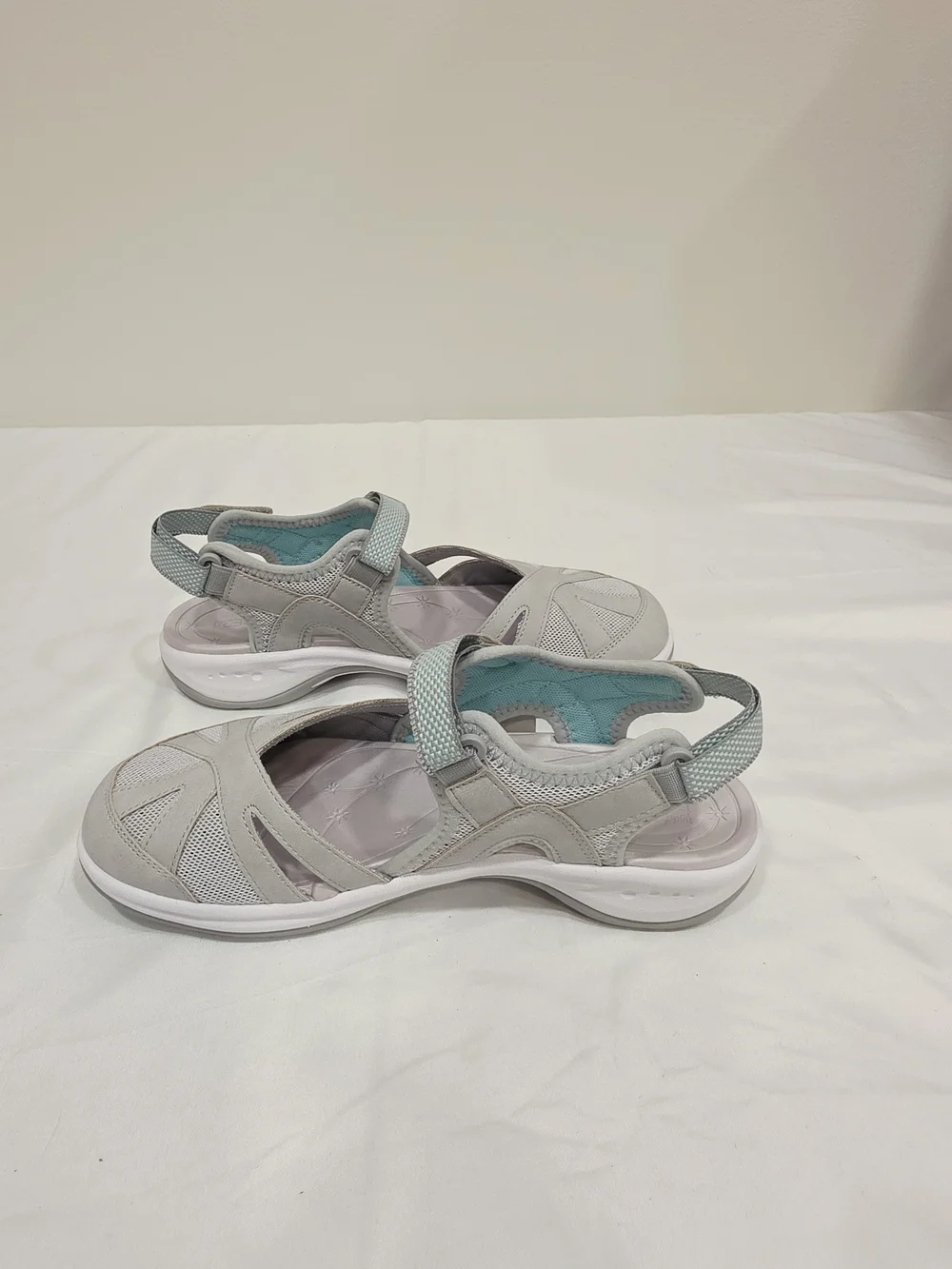 Easy Spirit Light Gray and Teal Esplash 3 Casual Mary Jane Slingback Sandals